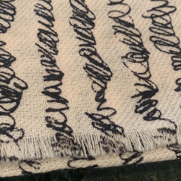 CLUB MONACO - Picture 6 of 6